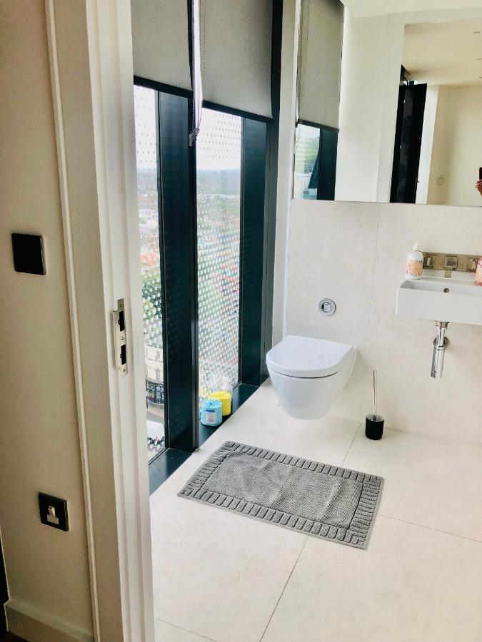 Luxury 2 Bedroom Apartment 20 Min From Central 伦敦 外观 照片