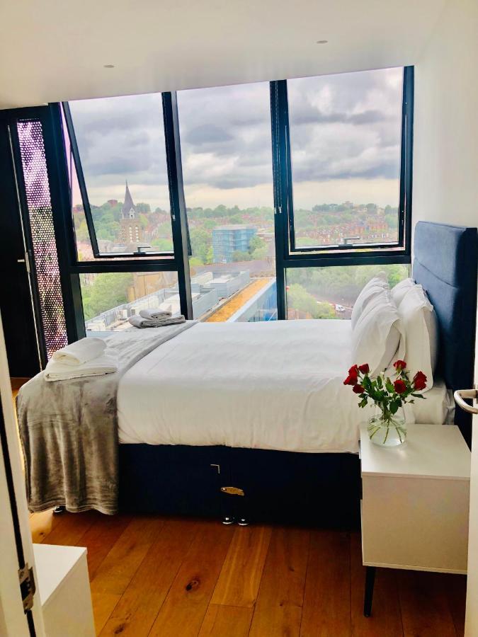 Luxury 2 Bedroom Apartment 20 Min From Central 伦敦 外观 照片